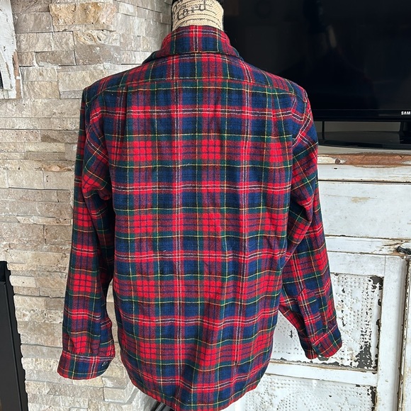 Vintage Pendleton 100% wool long sleeve button down red blue green plaid flannel - Picture 10 of 16
